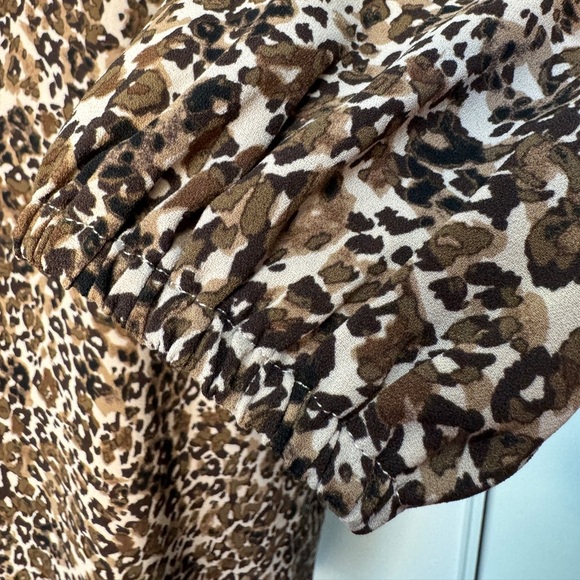 Aritzia Wilfred Off the Shoulder Animal Print Dress - Picture 5 of 7